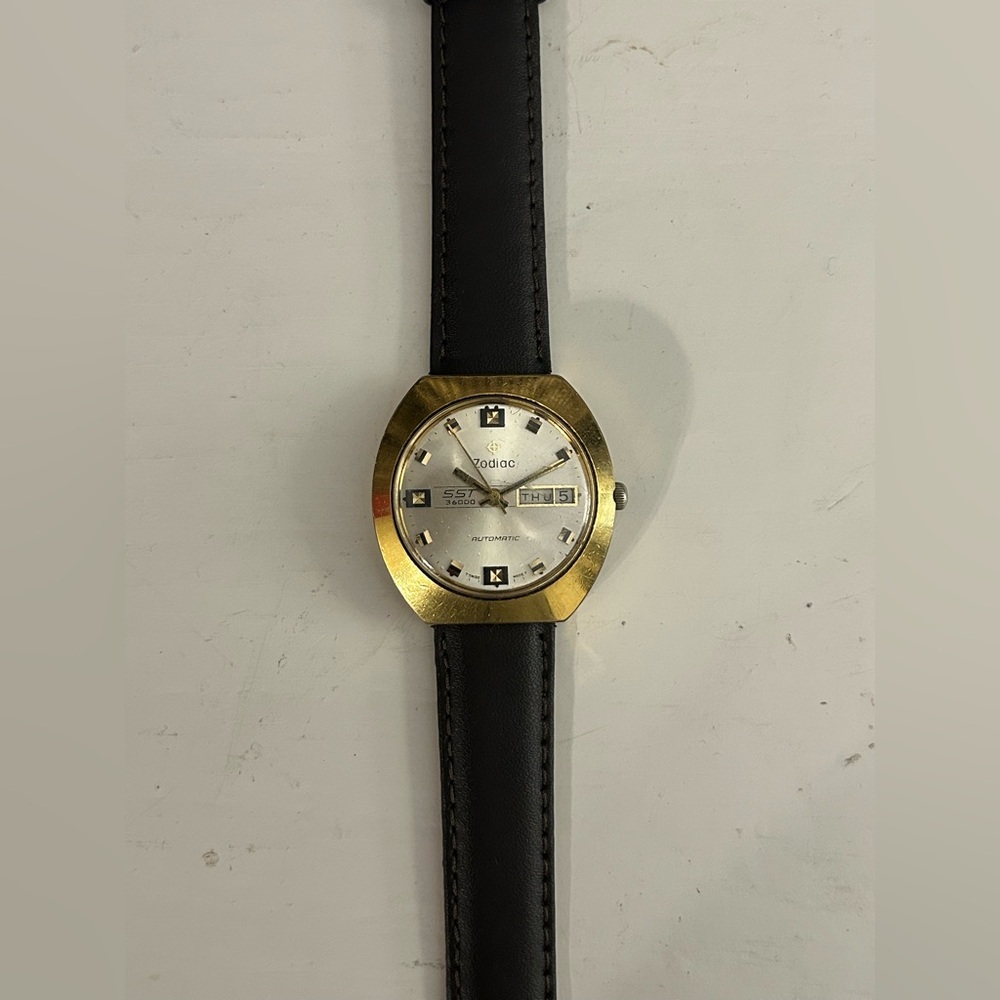 Zodiac SST 36000 Men's Hi-Beat Automatic Watch - Picture 2 of 7